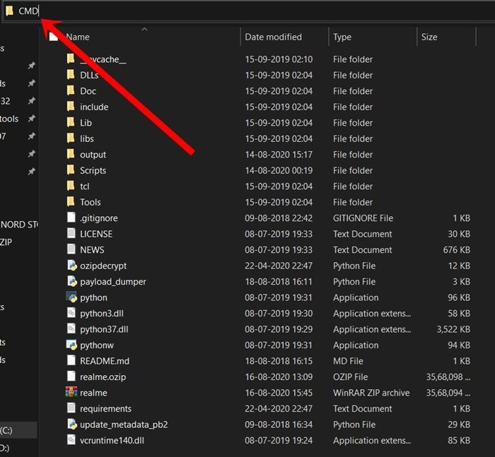 Screenshot showing the Command Prompt window open in the Platform Tools folder